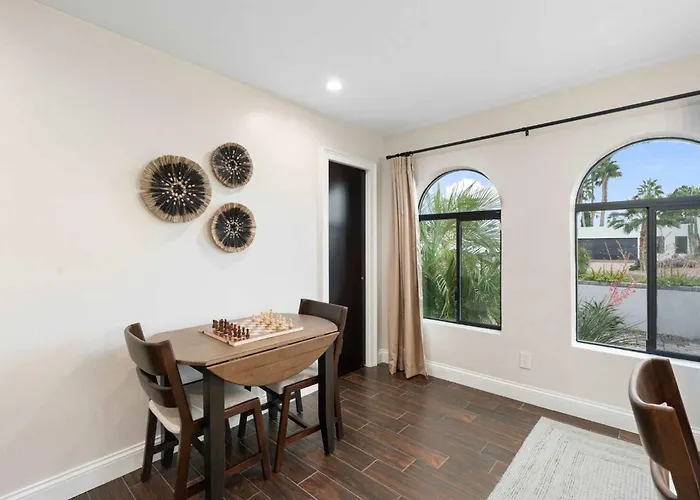 Holiday home New Grotto Falls Retreat With Pool & Waterslide